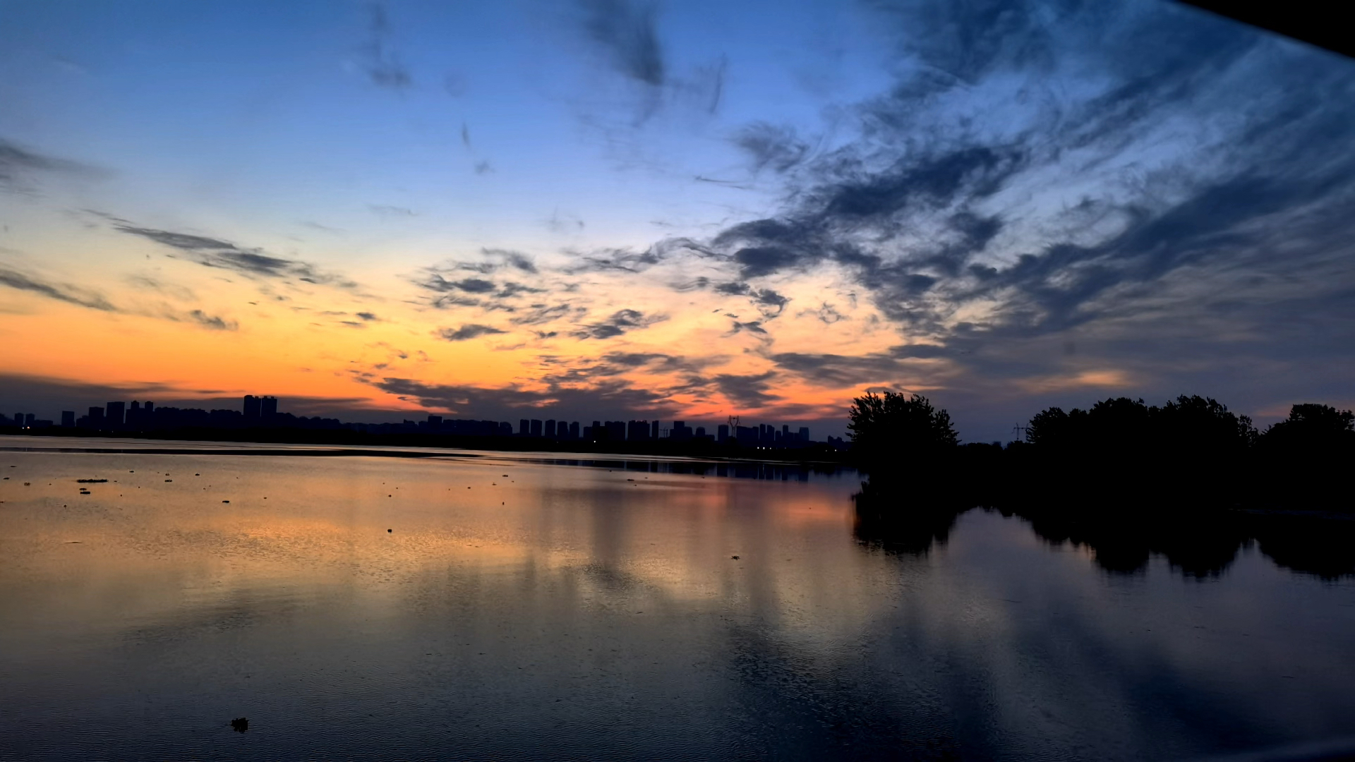 朝阳科技之光，全新高科技产品探秘